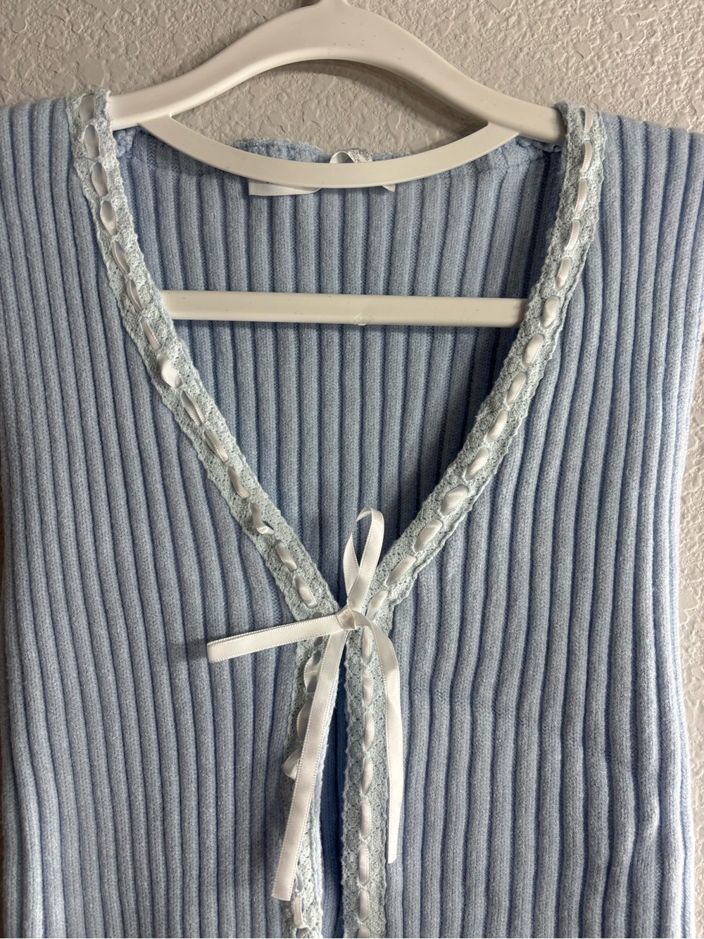 Altar'd State Light Blue Ribbed Lace-Trim Sweater Knit Vest Bow Tie Front Size S - Picture 2 of 5